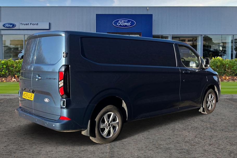 Used Ford TRANSIT CUSTOM 24