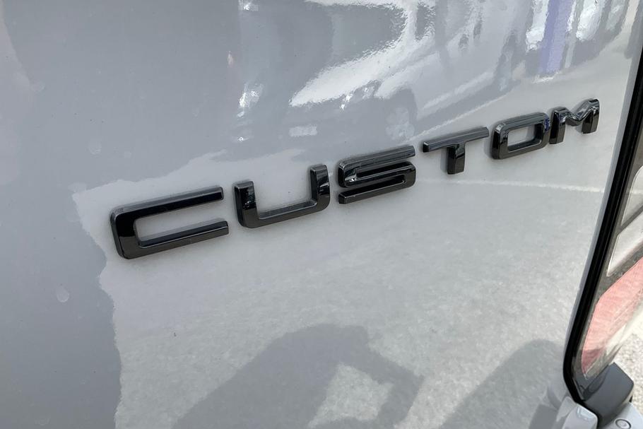 Used Ford TRANSIT CUSTOM WR25DZD 24