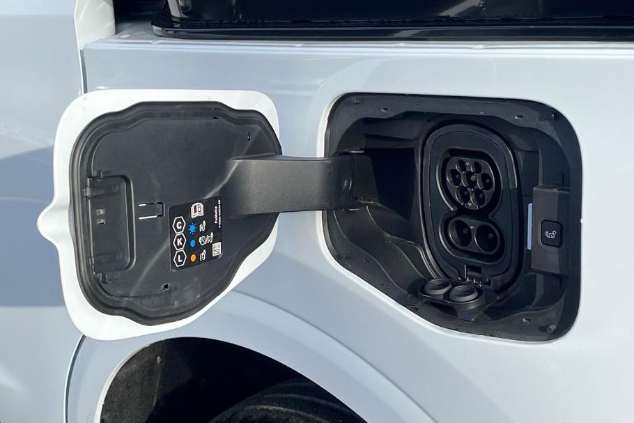 Used FORD E-TRANSIT COURIER YO75HFR 37