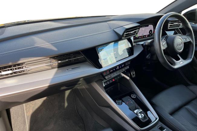 AUDI A3 Photo 2