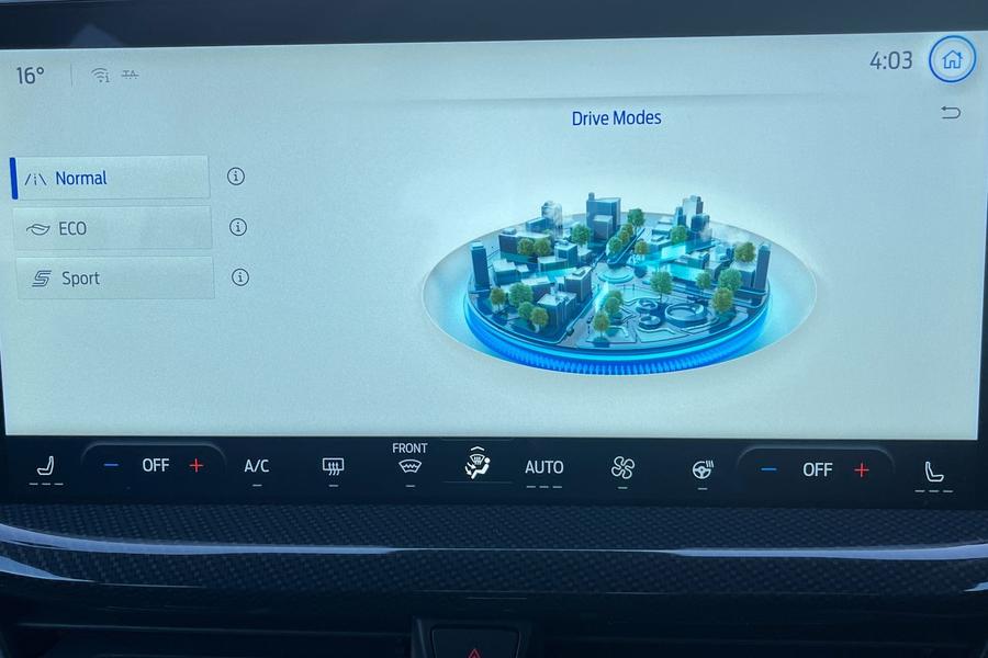 Ford FOCUS Photo autoimg-ca05c9ba7a5cdd1264a5a8bf402fee127382c9a6.jpg