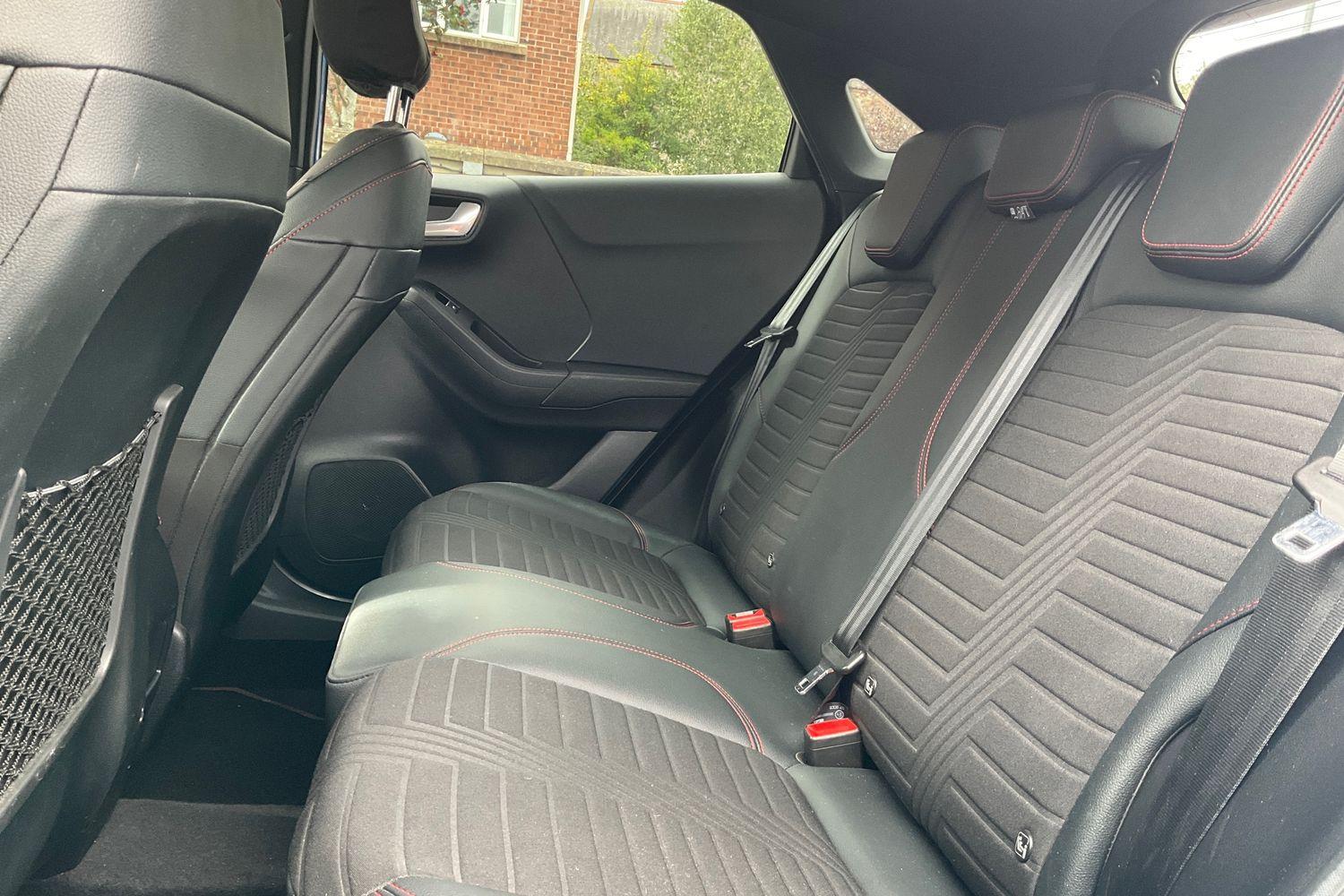 Ford PUMA Photo 19