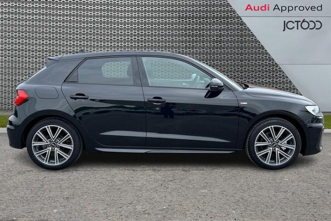 Audi A1 Photo 4