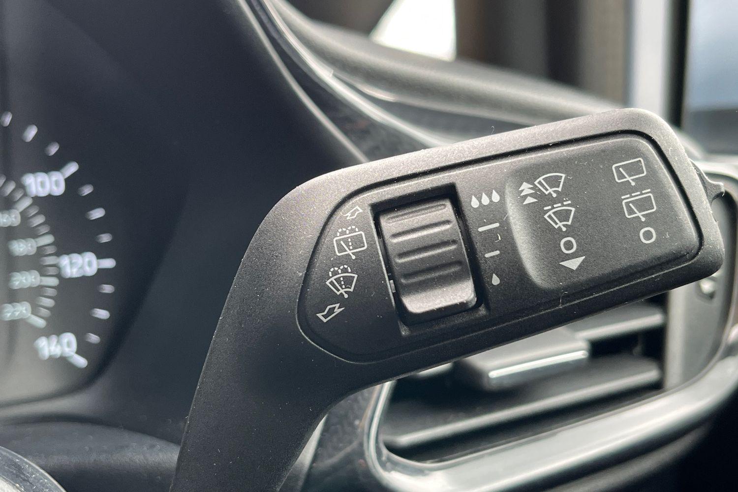 Ford Fiesta Photo 14