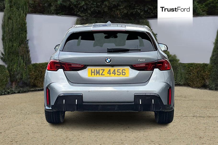 Used BMW 1 SERIES HMZ4456 7