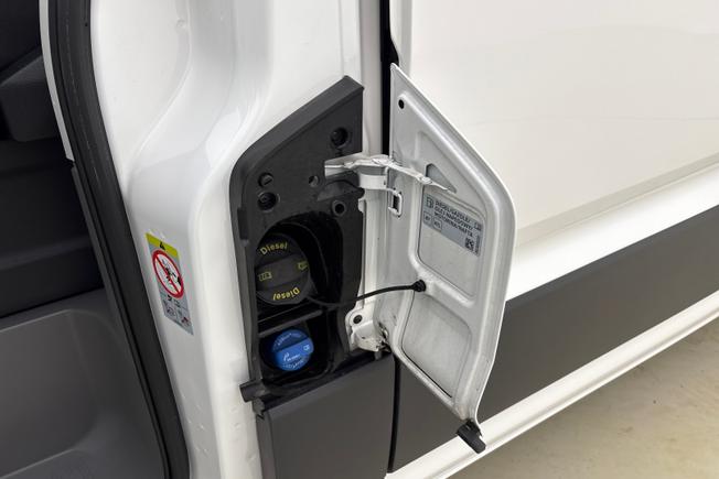 Volkswagen Crafter Photo 23