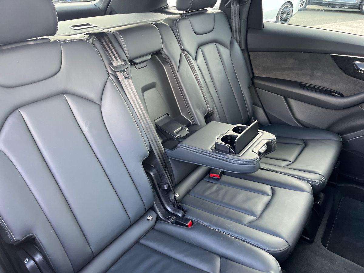 Audi Q7 Photo autoimg-ca12208a93650eaccecf4f458aa086eabab3b337.jpg