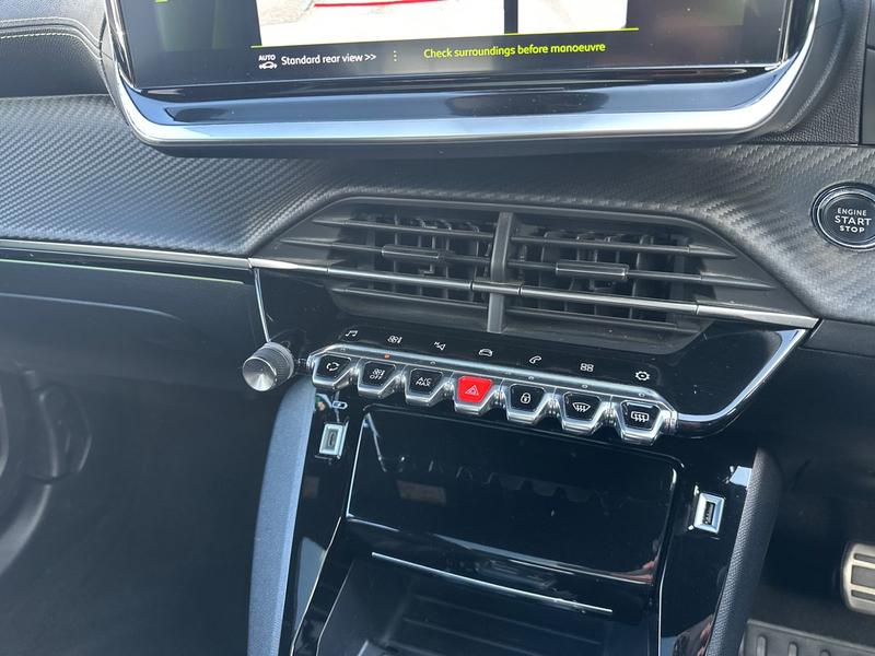 Used Peugeot 2008 LM72YHR 23