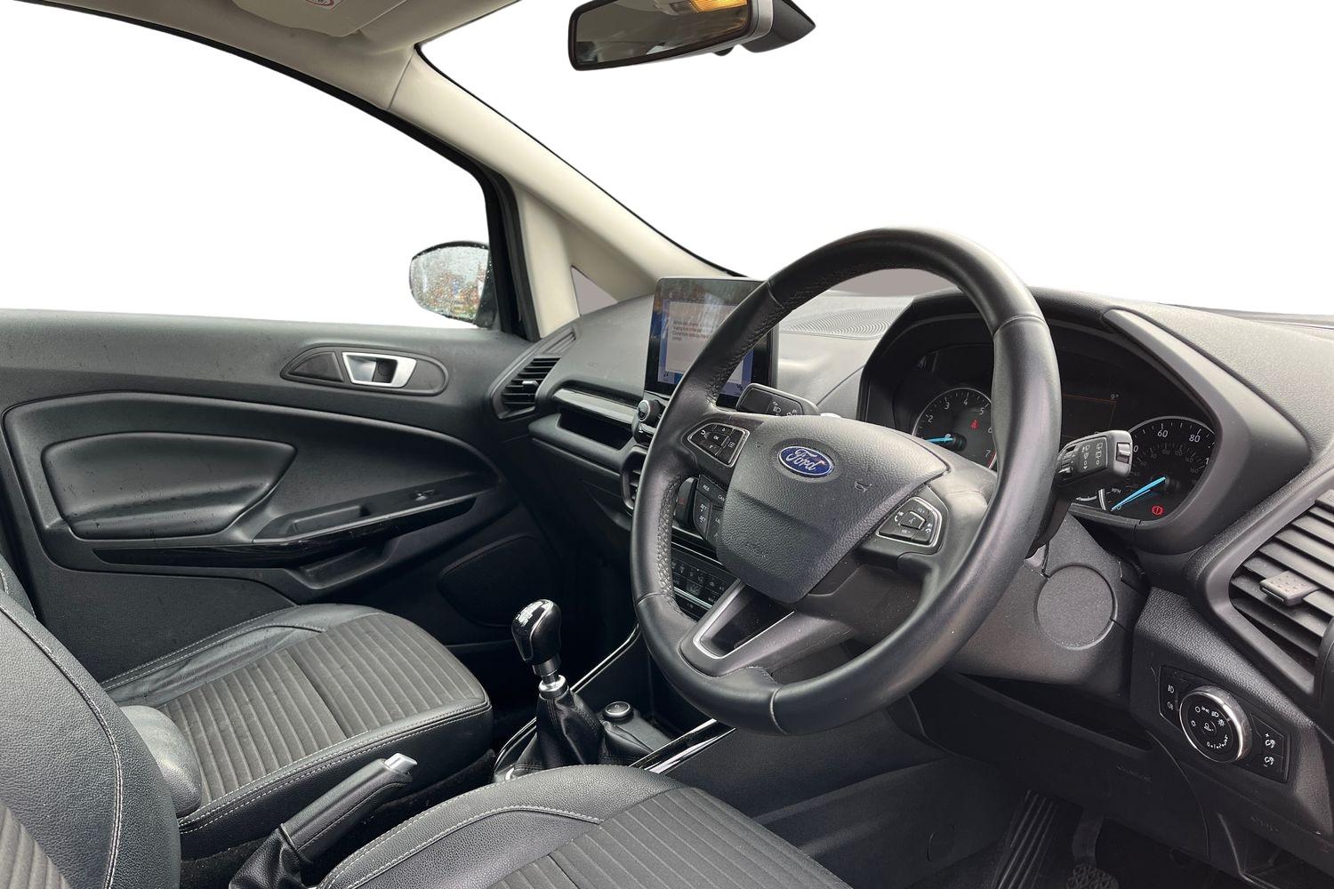 Ford ECOSPORT Photo 8