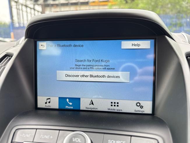 FORD Kuga Photo 38
