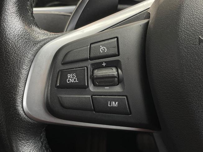 BMW X1 Photo 16