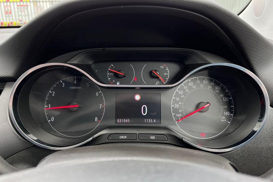 Used Vauxhall Crossland 13
