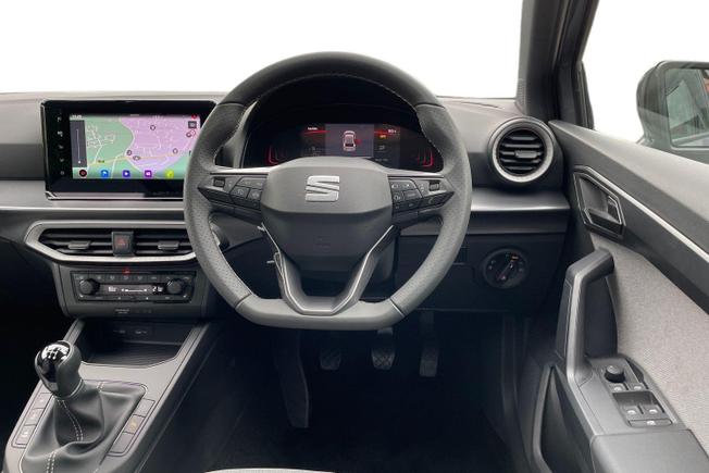 SEAT Ibiza Photo 11