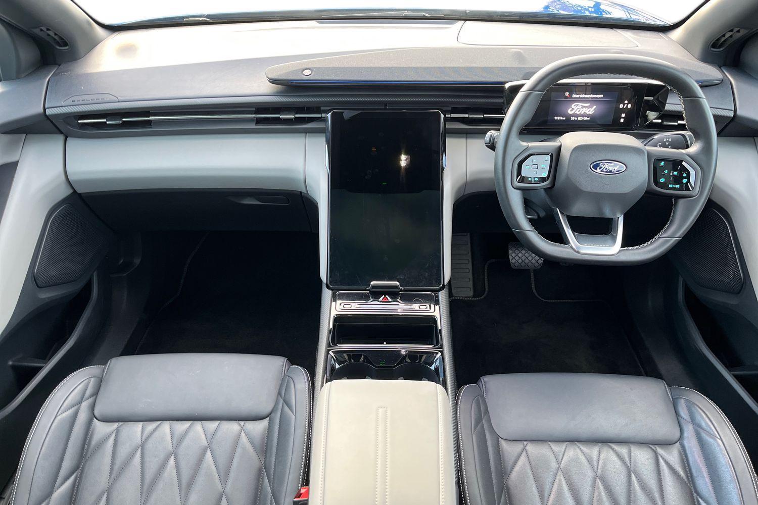 Ford Explorer Photo 9