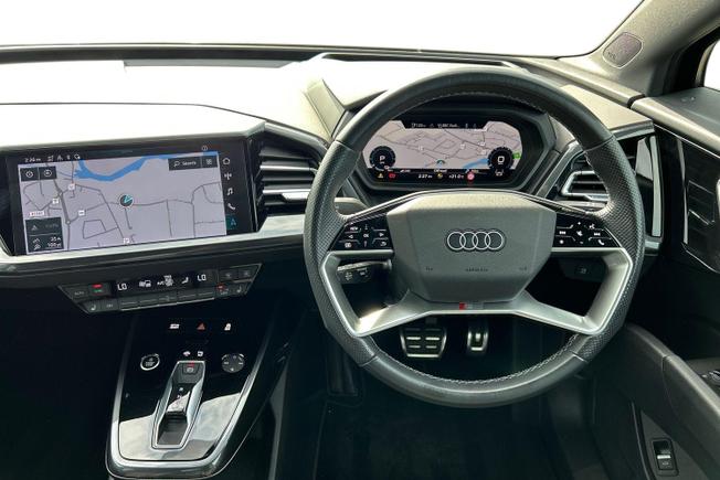 Audi Q4 E-Tron Photo 11