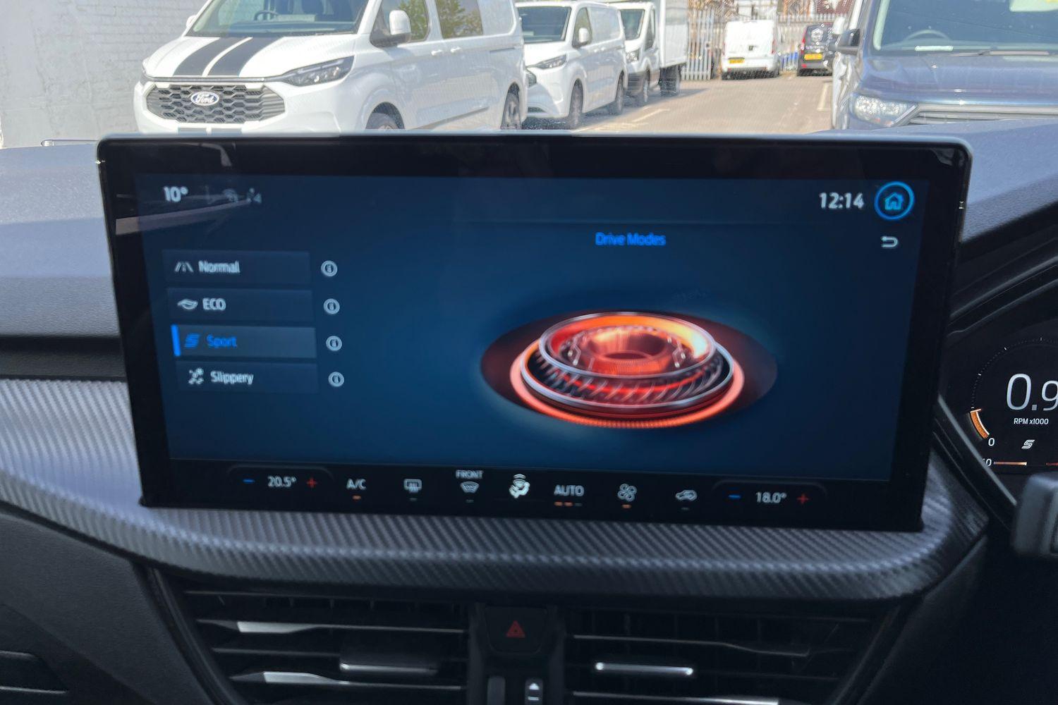 Ford Kuga Photo 28