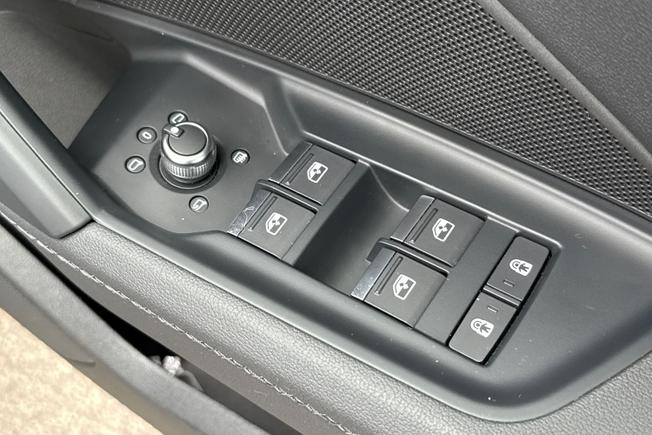 Audi S3 Photo 33