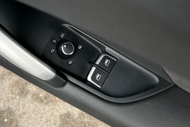 Audi TT Photo 53