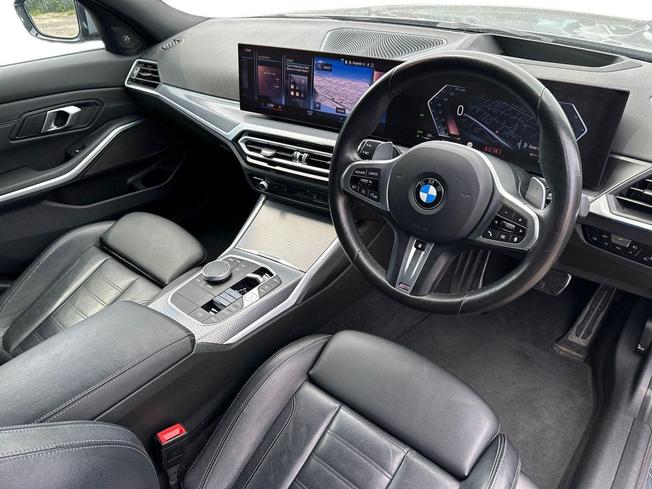 BMW 3 Series Photo 6