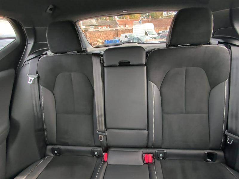Used Volvo XC40 KN22BFE 29