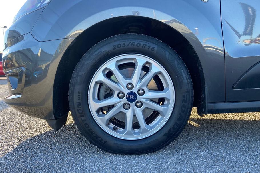 Used Ford TOURNEO CONNECT 8