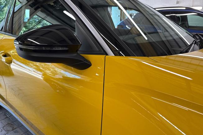 Volkswagen T-Roc Photo 20