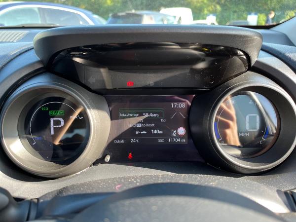 Toyota Yaris Photo autoimg-ca38928235a287a05db7893a17e4611f5f24c306.jpg