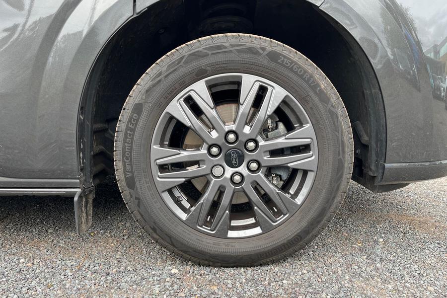 Ford TOURNEO CUSTOM Photo autoimg-ca38e7fceda3b3d3897fa0c18725dae6deff8f57.jpg