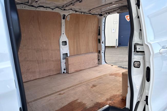 VOLKSWAGEN Transporter Photo 42