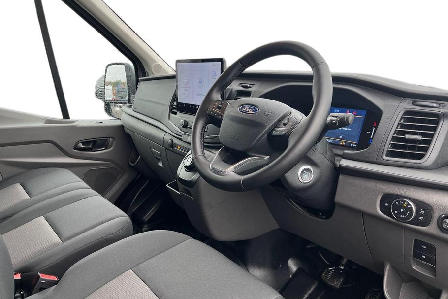 Used Ford E-TRANSIT 14