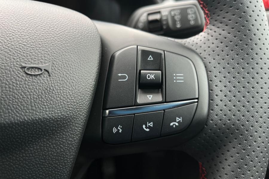 Ford FIESTA Photo autoimg-ca3f6e665c593cc719f0fd501d7d99c502fd9f7c.jpg