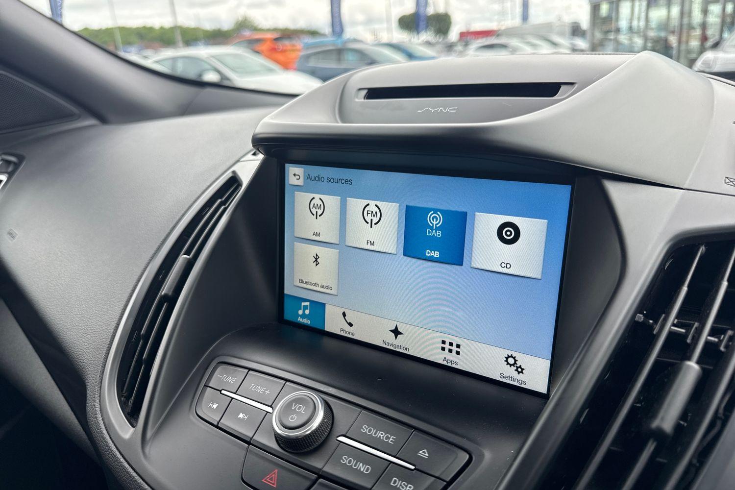 Ford KUGA Photo 24