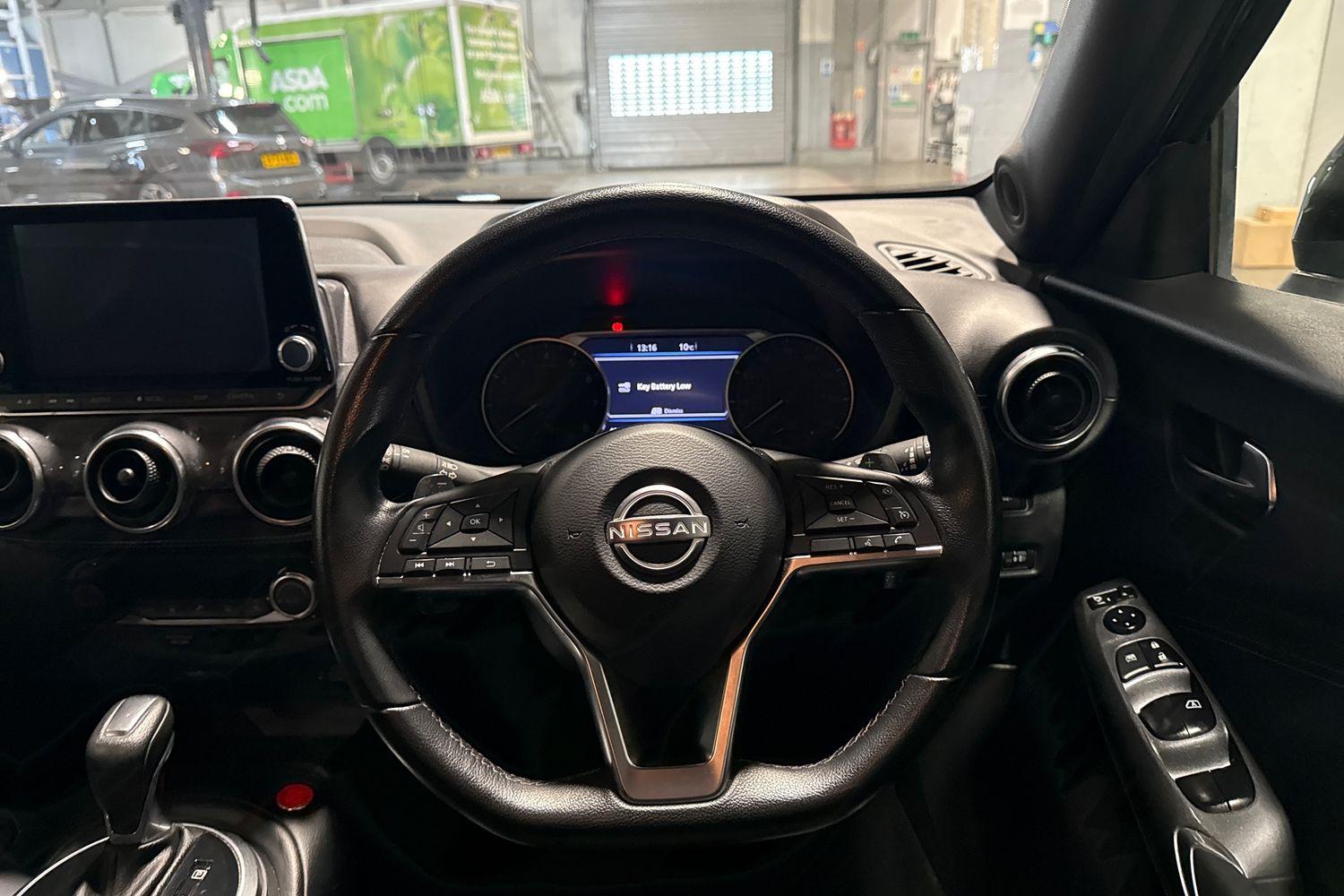 Nissan JUKE Photo 11