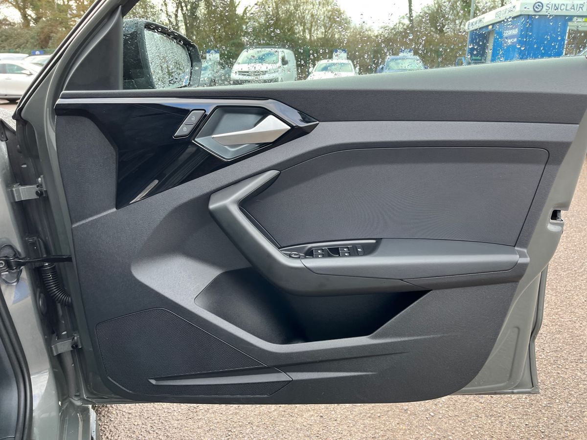 Audi A1 Photo 25