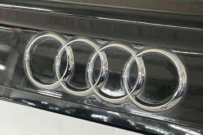 AUDI Q3 Photo 37