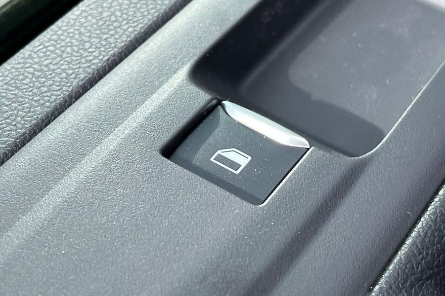 Ford TRANSIT CUSTOM Photo autoimg-ca4e2bdaf1c3a7fd780f59879ad6b2501552746b.jpg