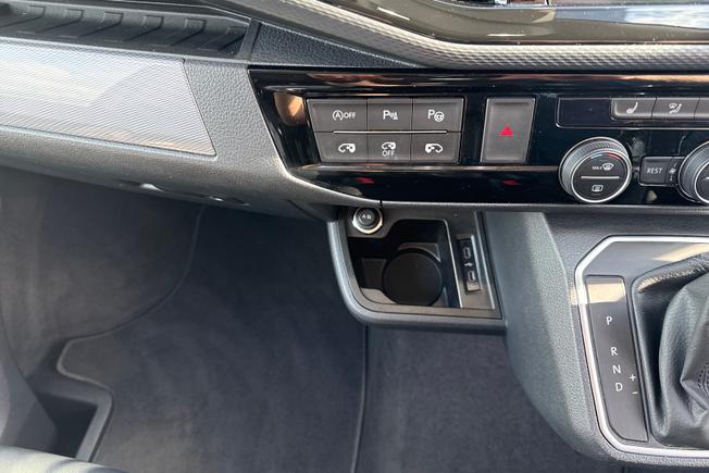 Volkswagen Caravelle Photo 41