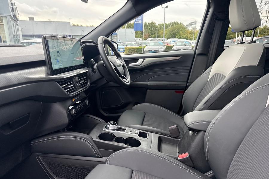 Ford KUGA Photo autoimg-ca59f18b0636d1af412de9cc19094adc1b9f139d.jpg