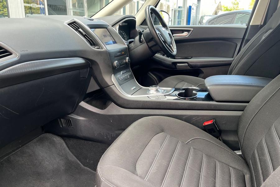 Ford GALAXY Photo autoimg-ca5a582e39c389f7be53dcb1f50700f8d86acd96.jpg