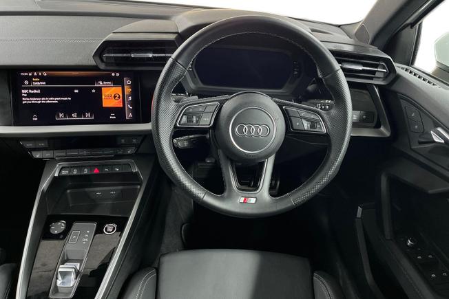 AUDI A3 Photo 11