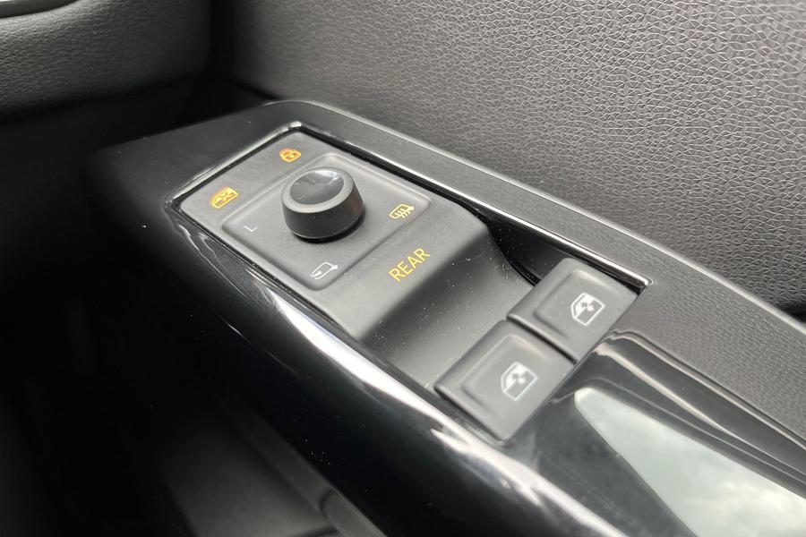 Volkswagen ID.3 Photo autoimg-ca5b4259d24cfa3b3d84abe7a1adcfb656f3fd5e.jpg