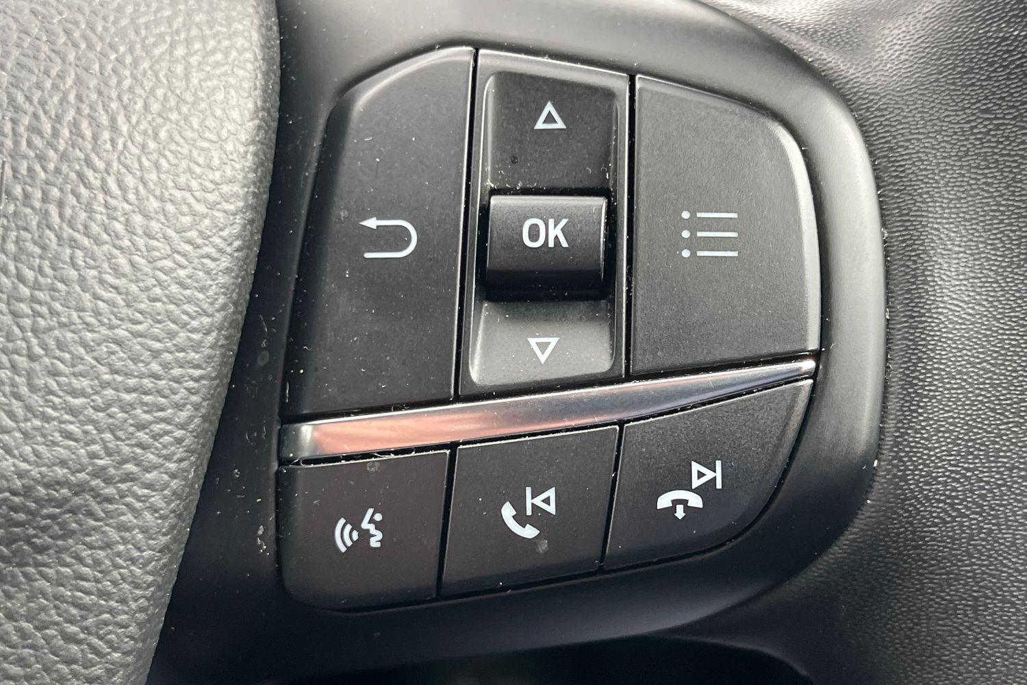 Ford FOCUS Photo 41