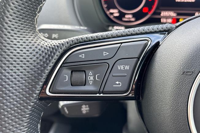 AUDI Q2 Photo 16