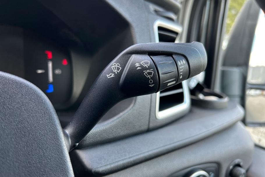 Used Ford E-TRANSIT 37