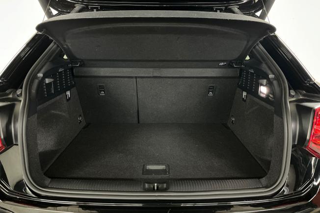 AUDI Q2 Photo 12