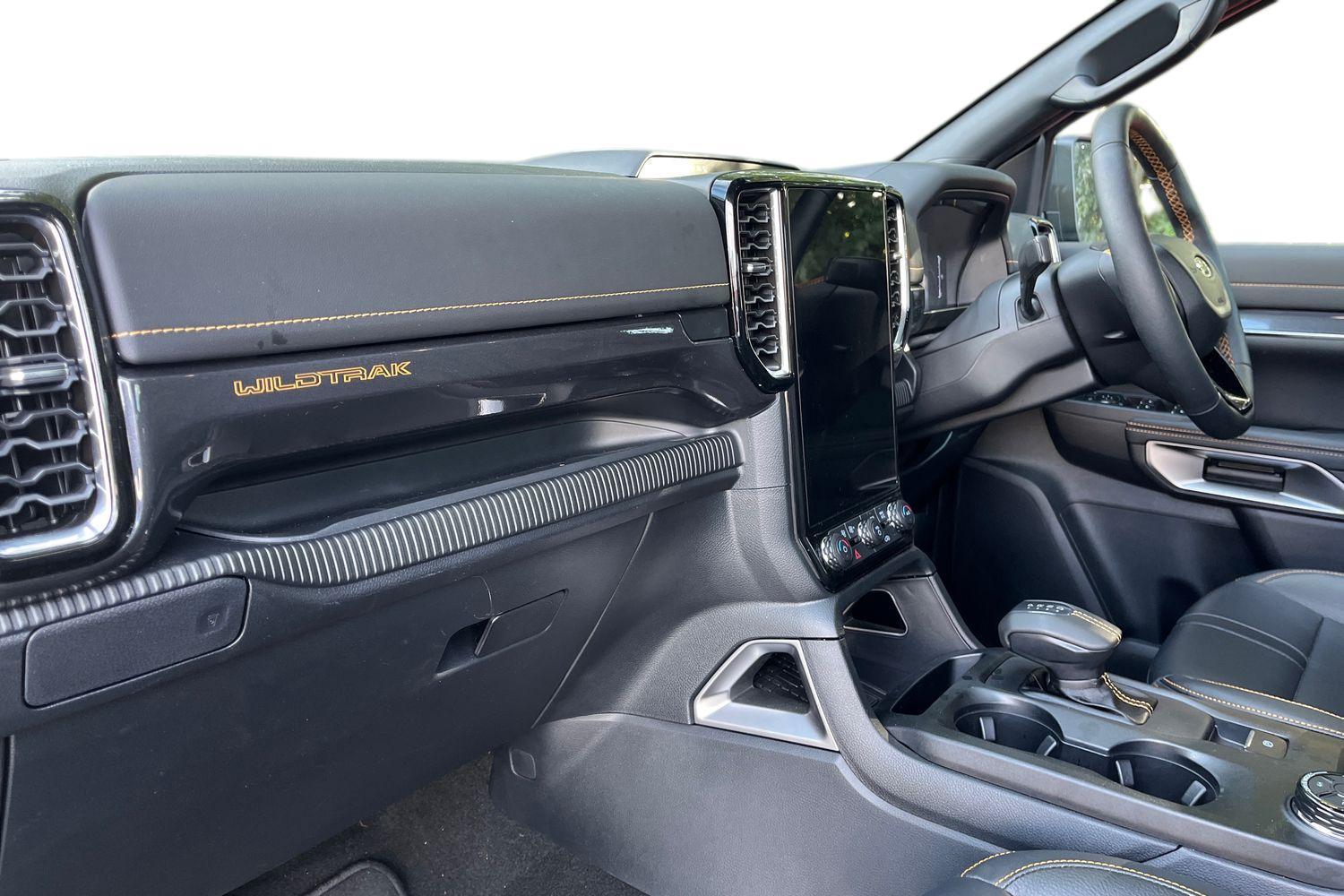 Ford RANGER Photo 2