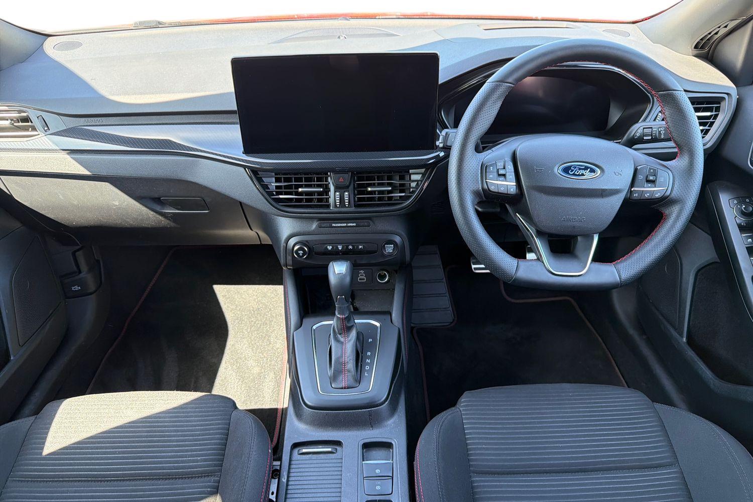 Ford FOCUS Photo 9