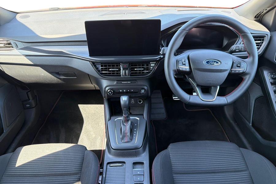 Ford FOCUS Photo autoimg-ca6674b3d5d2ebe27de15eae2ed83b7c1a986174.jpg