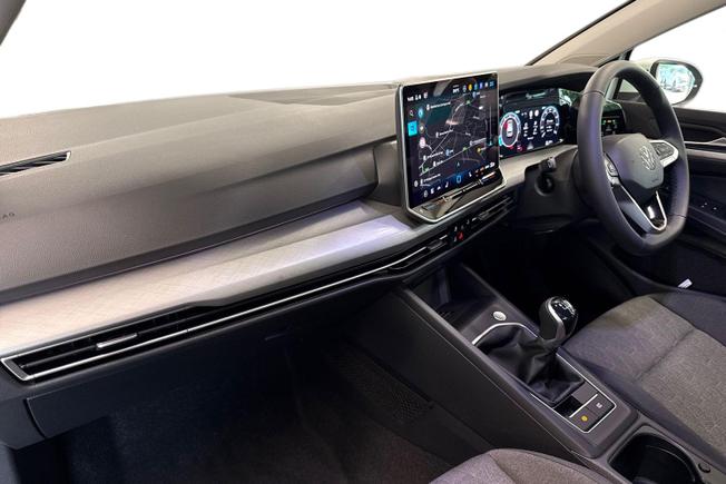 VOLKSWAGEN GOLF Photo 2
