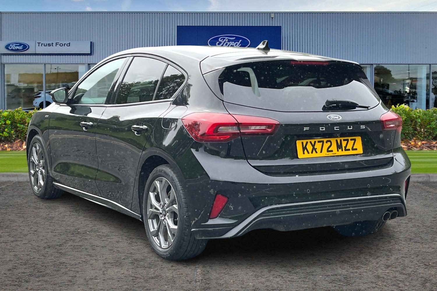 Ford Focus Photo 1